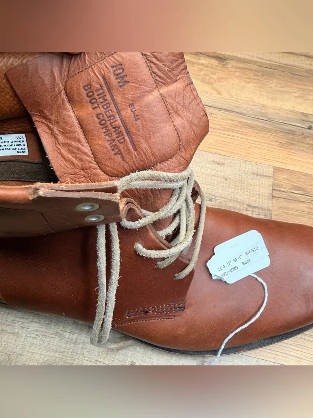 Timberland Boot Company men size 10 Classic Brown Leather Lace-Up Boots